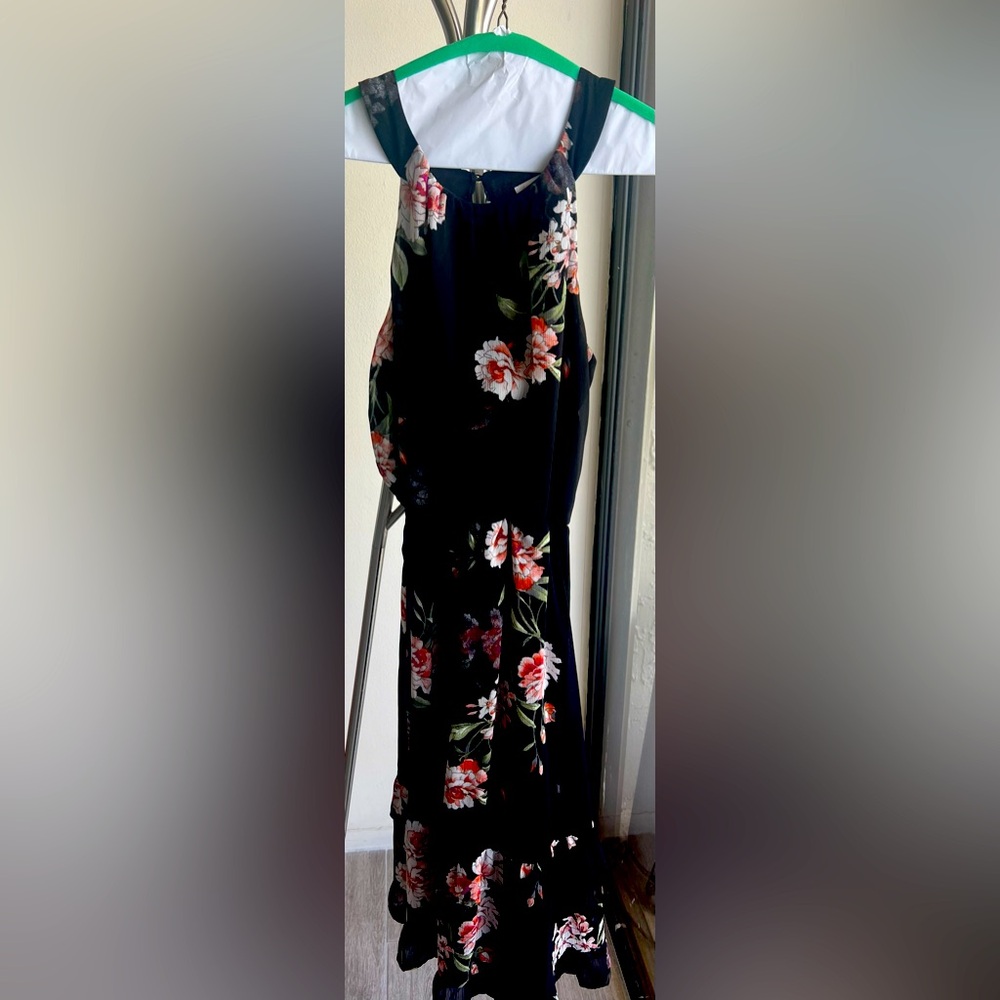 Women’s black flower dress
